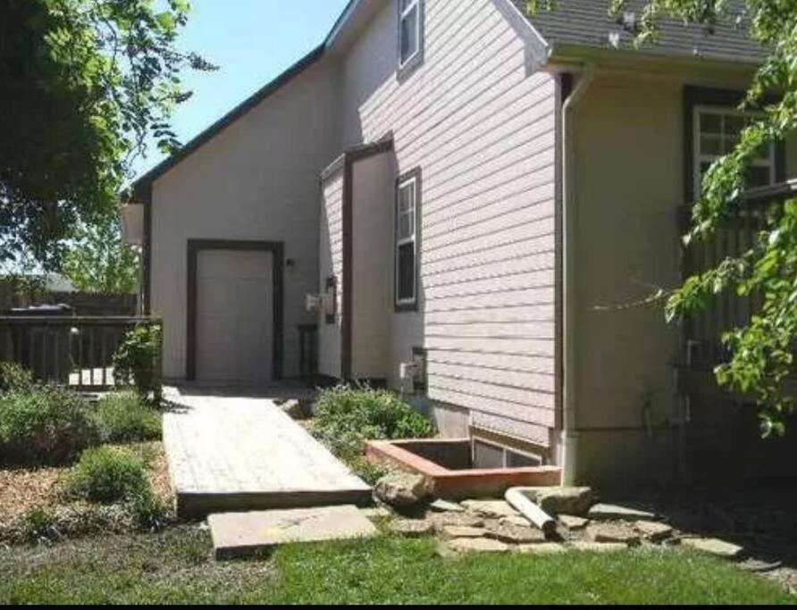 Wow! Spacious Retreat & Amazing Yard 2400+4Bd/3Bth Wichita Exterior foto